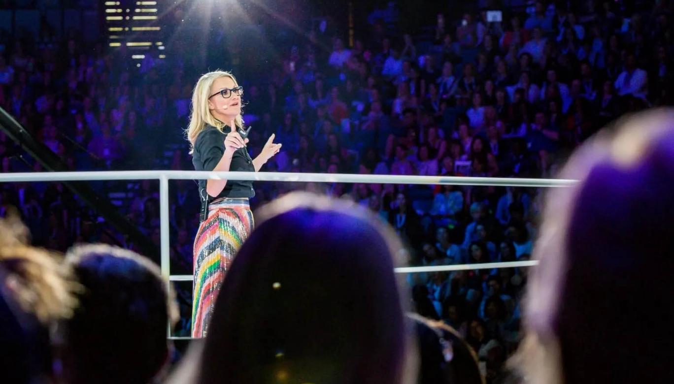 "Let Them Theory" with Mel Robbins 